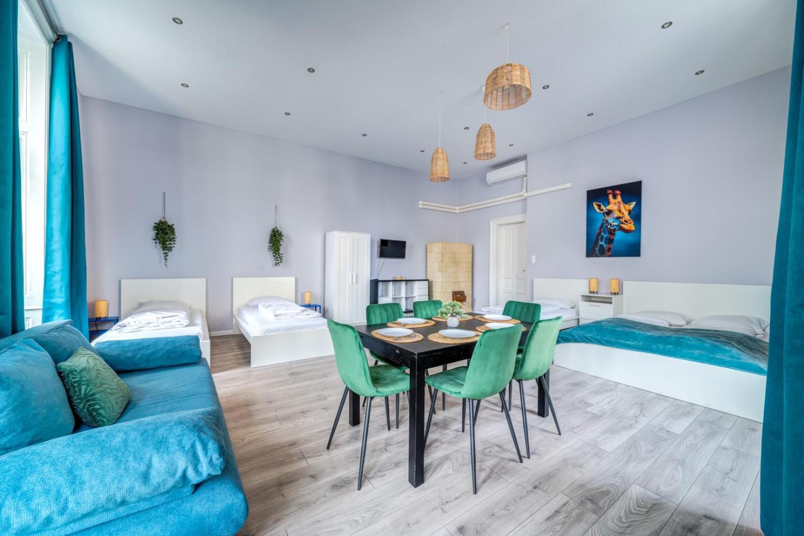 Downtown Delight - Erzsebet Blvd - 13 Ppl Apartment Budapest Luaran gambar