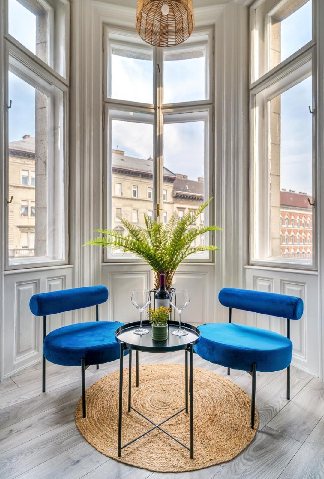 Downtown Delight - Erzsebet Blvd - 13 Ppl Apartment Budapest Luaran gambar