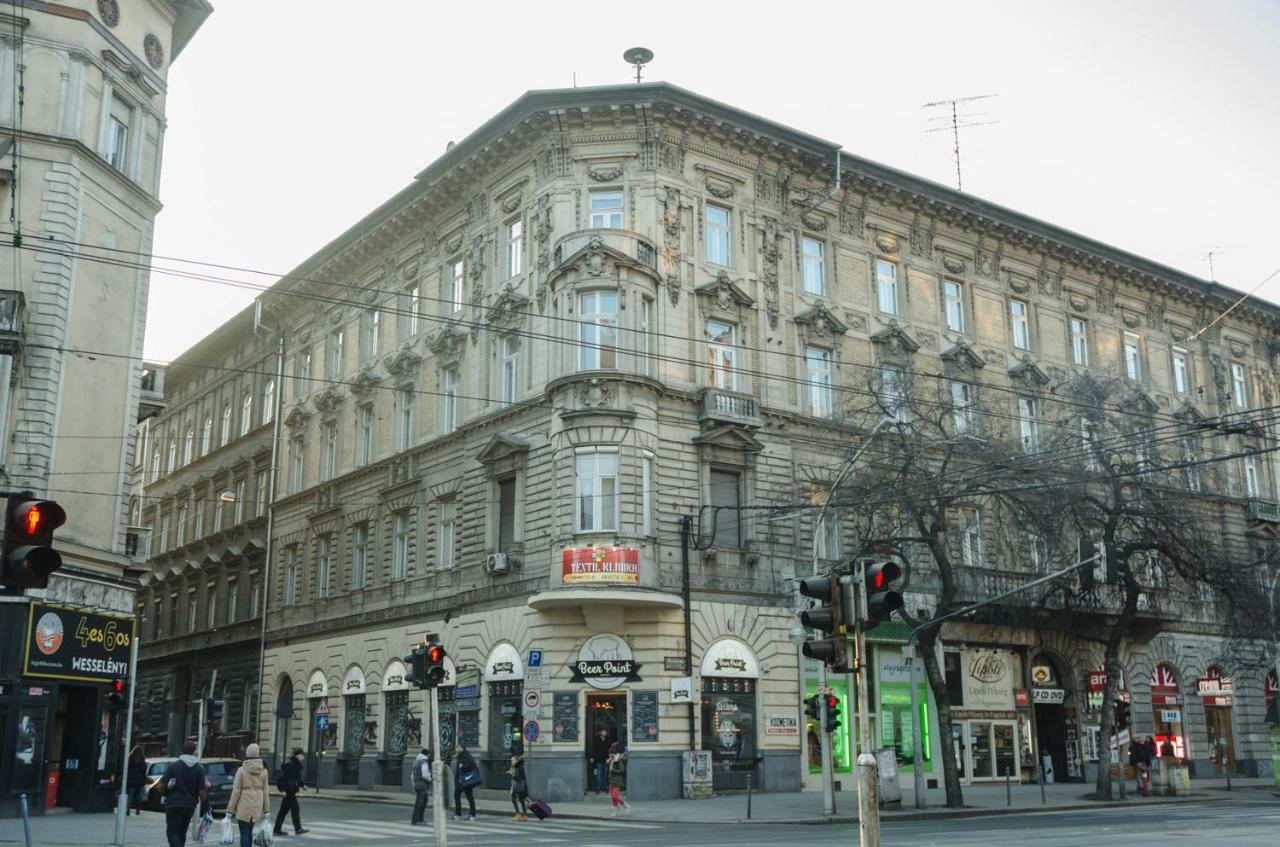 Downtown Delight - Erzsebet Blvd - 13 Ppl Apartment Budapest Luaran gambar